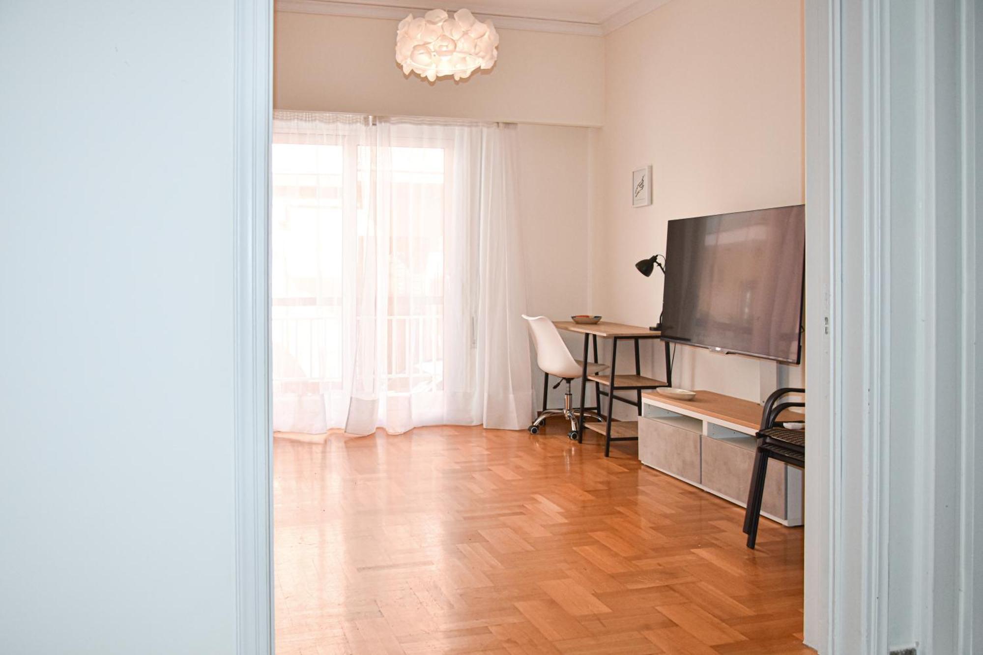 Spacious Modern Apartment In Pagkrati Atenas Exterior foto